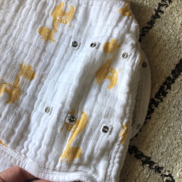 Aden + Anais swaddle sleep sack - Picture 3 of 8